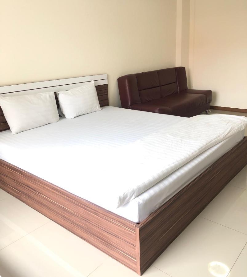 My Room Nakhon Pathom Bagian luar foto